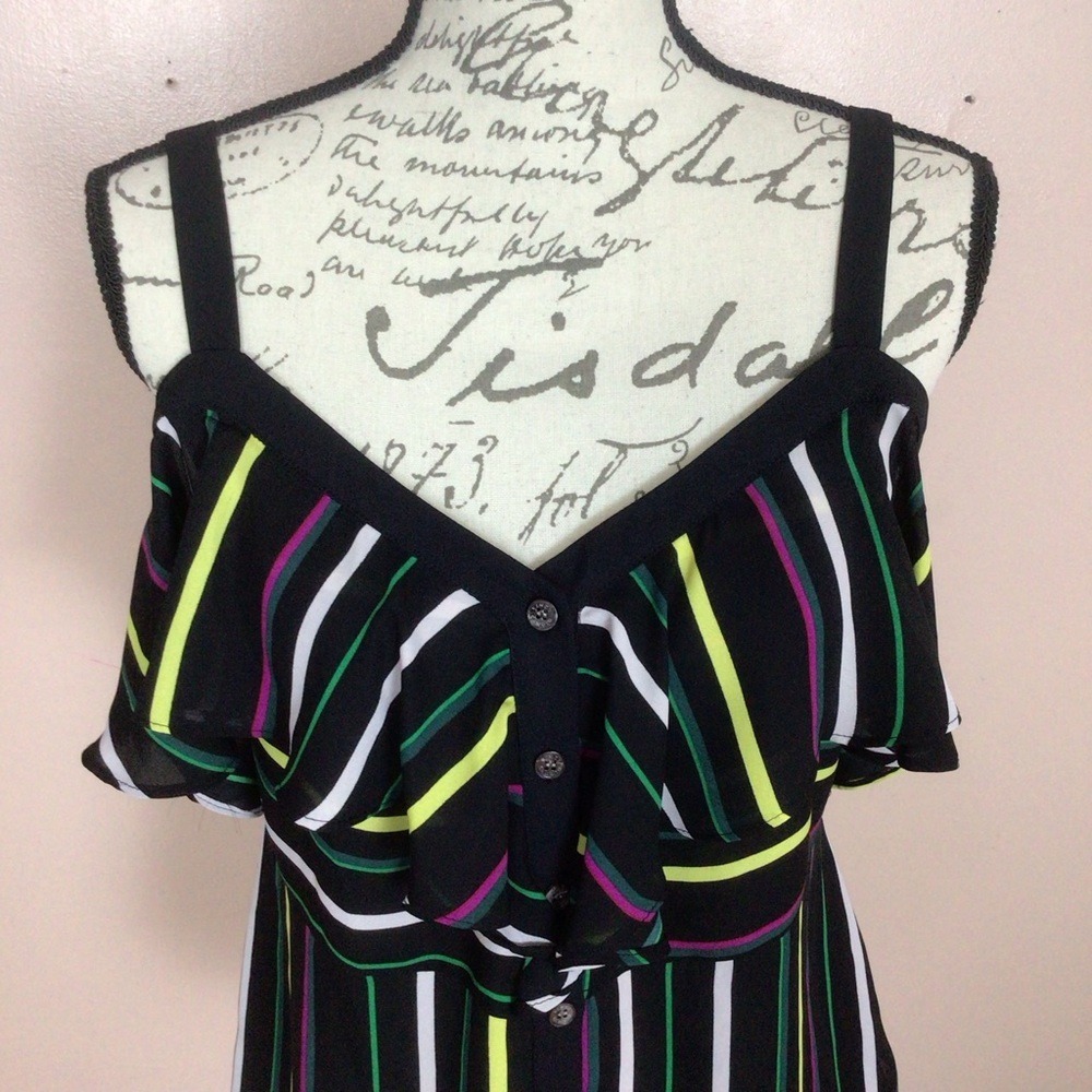 SALE‎ Vince Camuto Womens Off Shoulder Flutter Sleeves Black Multi Striped Top - Picture 2 of 9